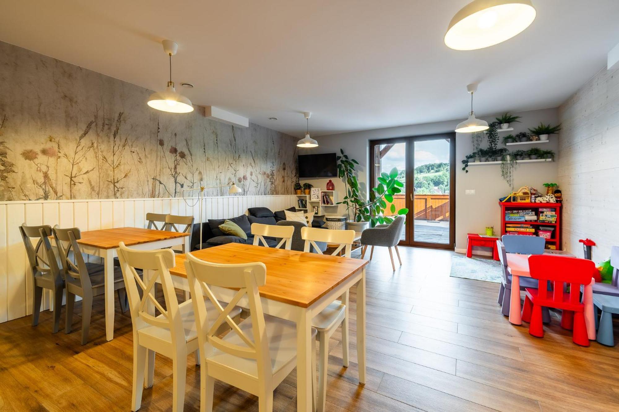Apartamenty Black Lion Pcim Εξωτερικό φωτογραφία