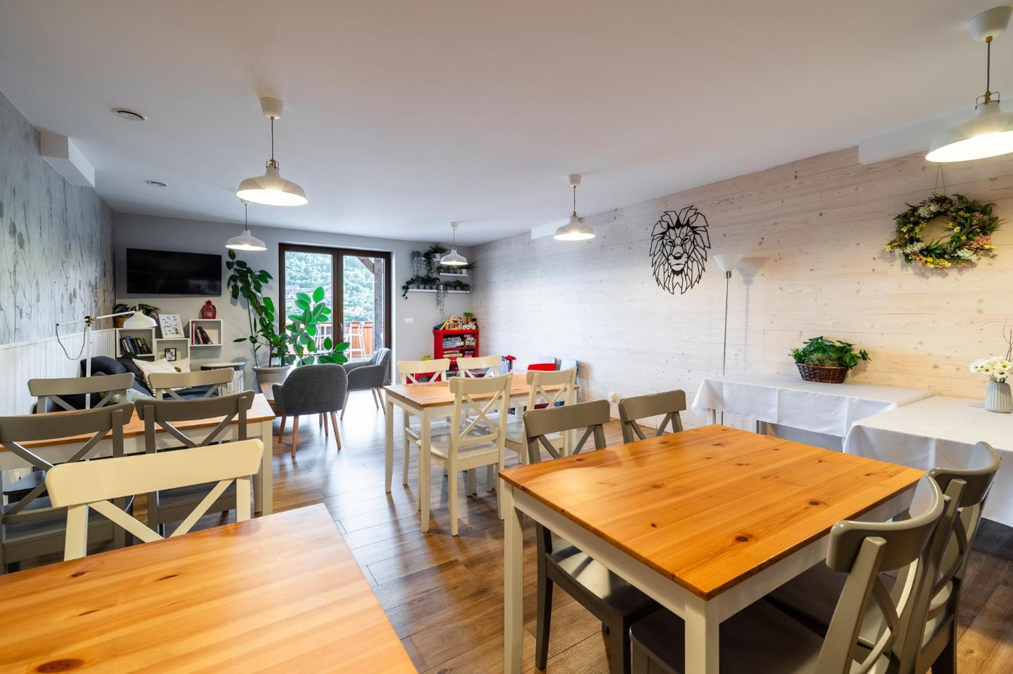 Apartamenty Black Lion Pcim Εξωτερικό φωτογραφία
