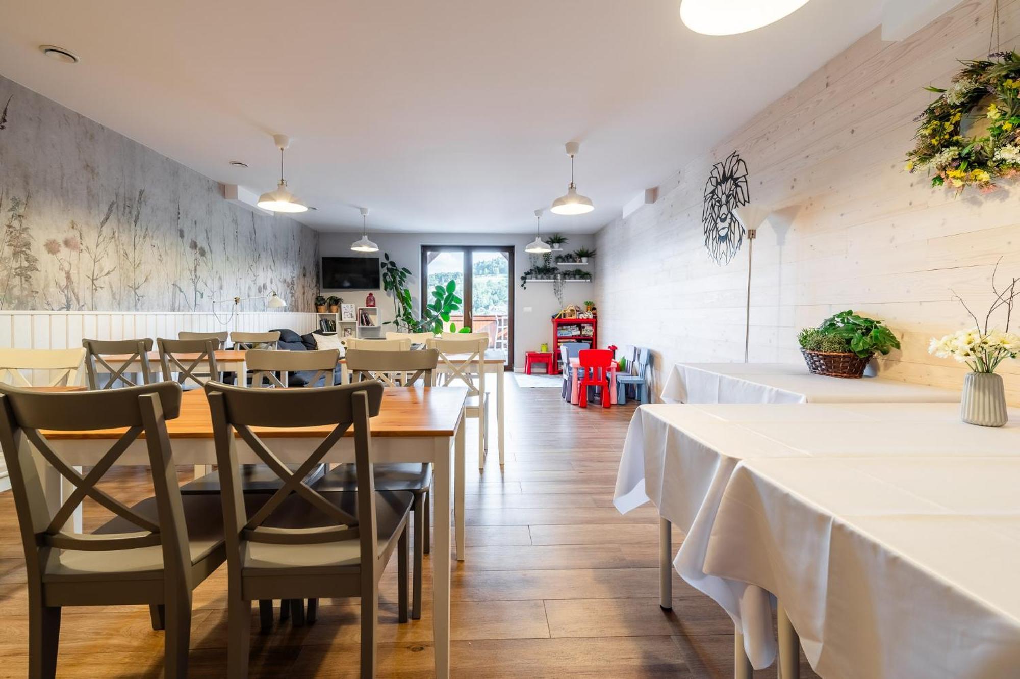 Apartamenty Black Lion Pcim Εξωτερικό φωτογραφία